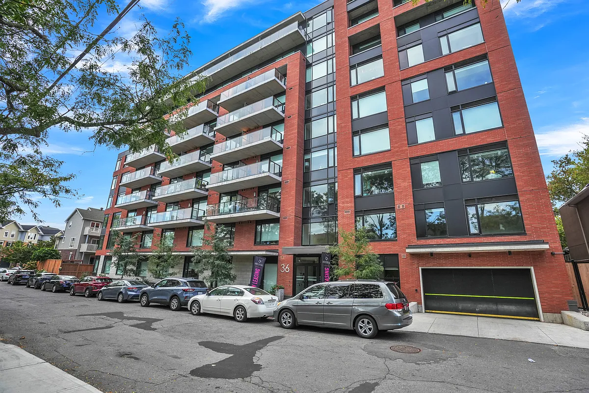 Building Photo - 36 Robinson Ave