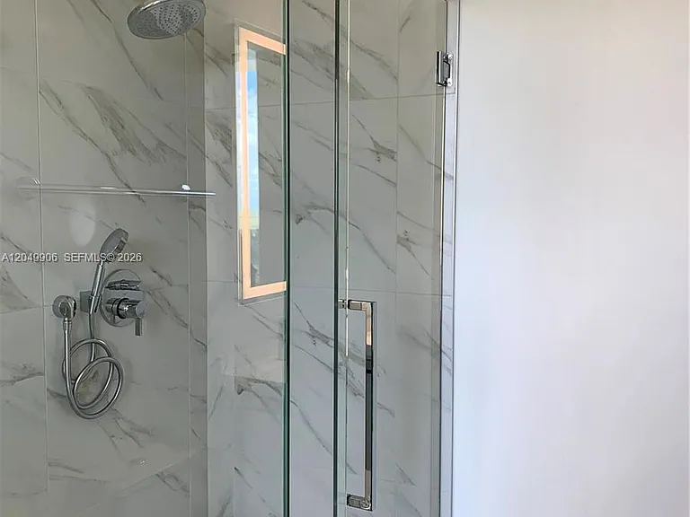 2000 W Metropica Way #1603 — Photo 16