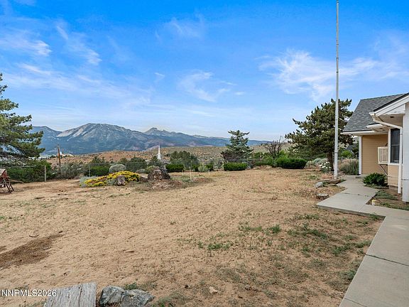 3rd image of 445 Sparrow Way