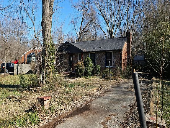 2nd image of 108 Chestnut Dr