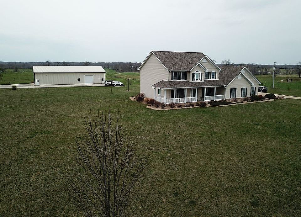 2nd image of 853 Mennemeyer Rd
