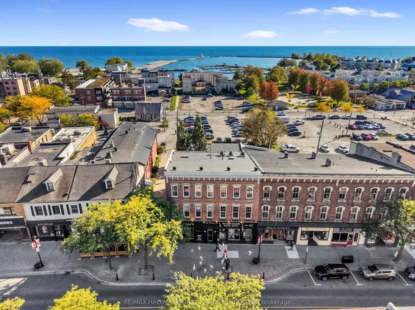 19 King St W #202, Cobourg, ON K9A 2M1