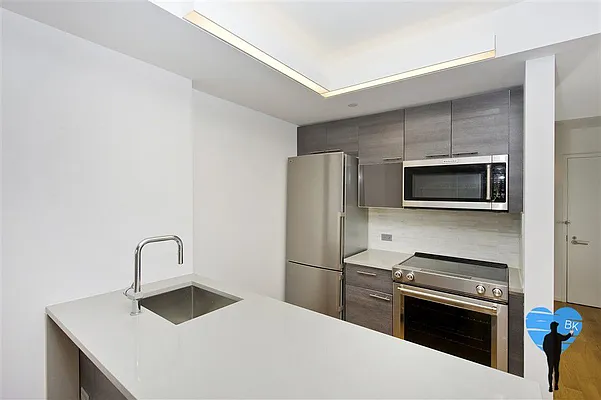 Rented by Next Door Realty NYC | media 29