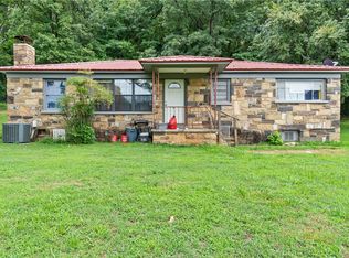 1209 Hollow Branch Ln, Mountainburg, AR 72946
