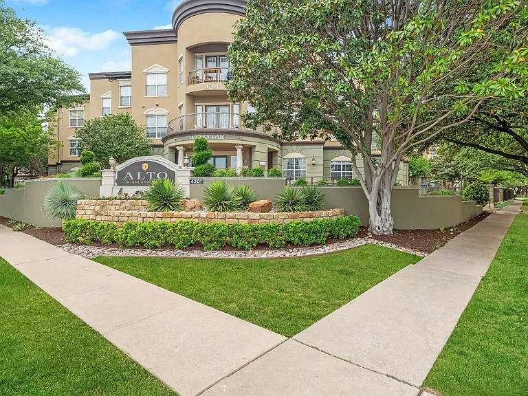 Alto Highland Park — Photo 134