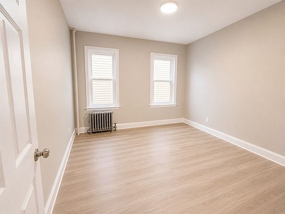 3rd image of 22 Fernboro St