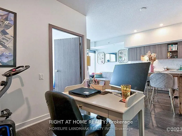 19 Bathurst St #3309 — Photo 12