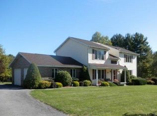 111 Labrador Ln, Johnstown, PA 15905