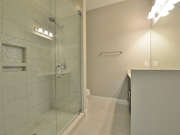 3rd image of 15130 Palmer Lake Cir Unit 204