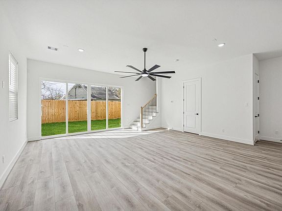 4th image of 6642 Lozier St