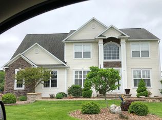 5842 Miralago Ln, Brewerton, NY 13029