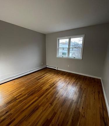 5th image of 17 Altamont Pl