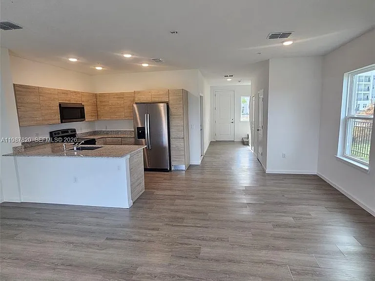 1201 Southstation Pl #101 — Photo 14