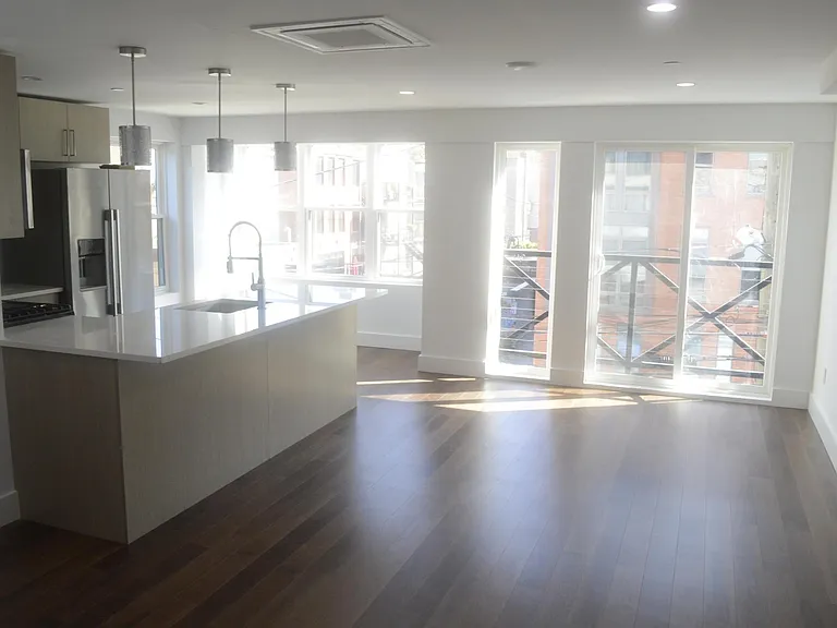 Open floor plan - LR unfurnished