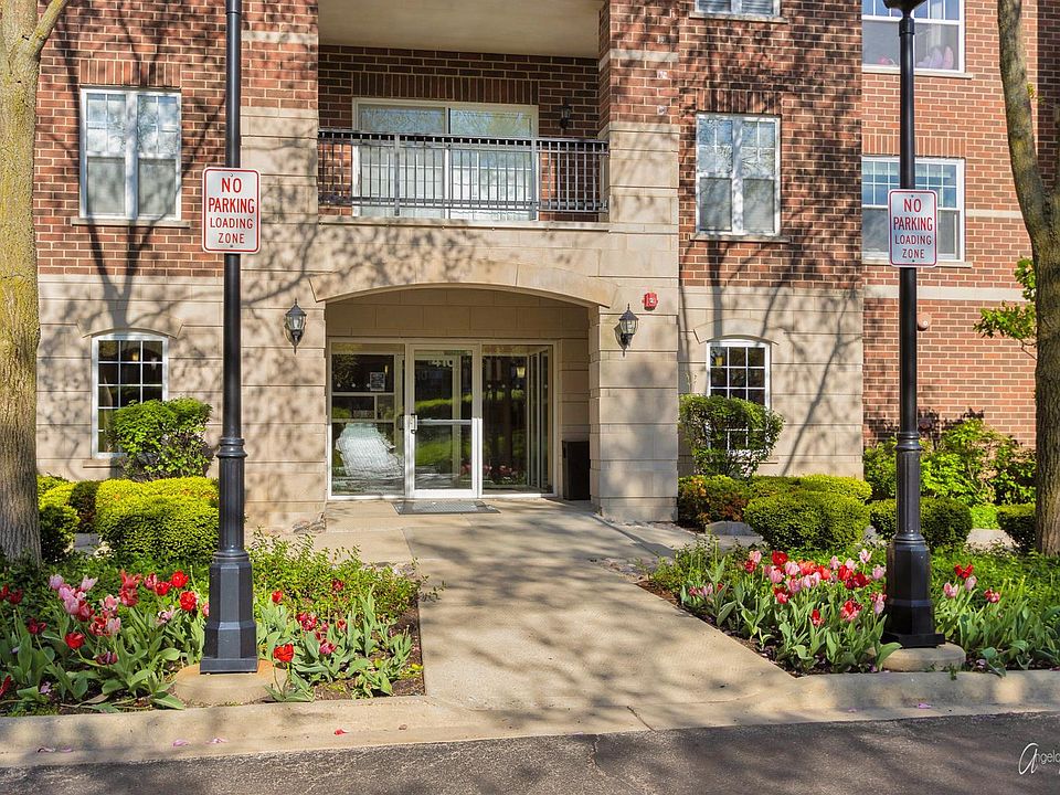 1st image of 440 W Mahogany Ct Unit 306