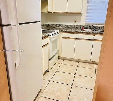 2nd image of 4160 NW 21st St #201G