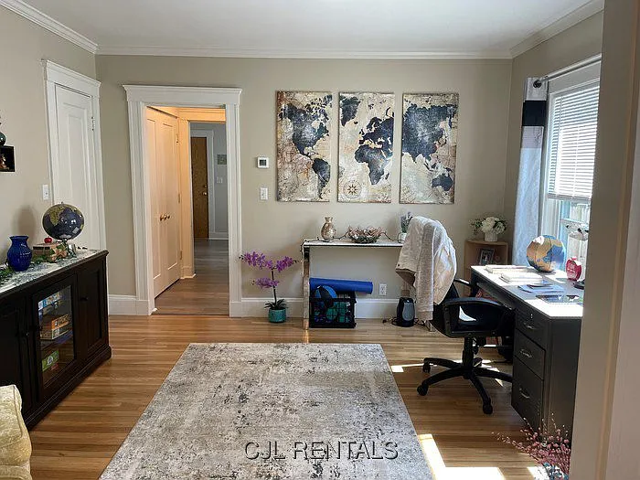376 Crescent St #1 — Photo 7