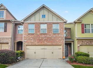 1539 Creek Bend Ln, Lawrenceville, GA 30043