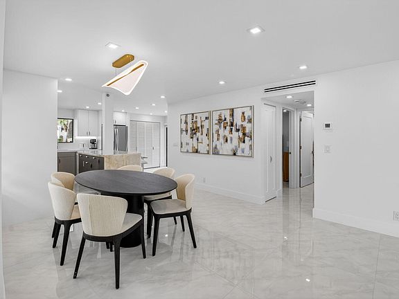 5th image of 15322 Strathearn Drive #11802