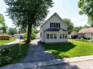107 2nd St, Hillsdale, IL 61257