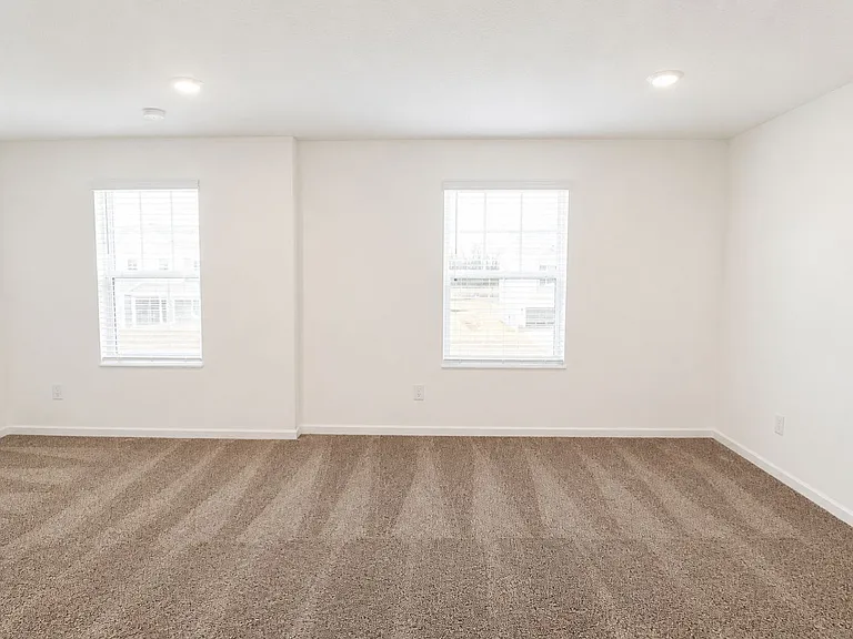 1511 Felthorpe Way — Photo 9
