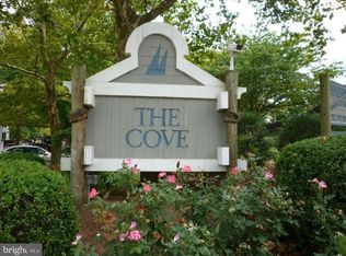 7602 Lakeside Village Dr UNIT I, Falls Church, VA 22042