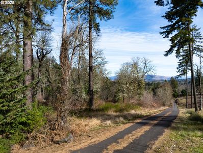 Spring Blvd, Eugene, OR, 97405