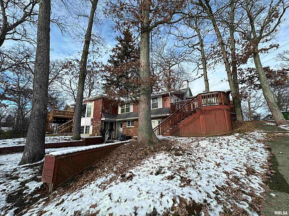 4th image of 998 Northwood Dr