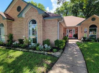 213 Annette St, Lancaster, TX 75146