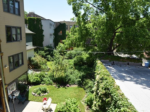 2nd image of 1309 W Farwell Ave #2