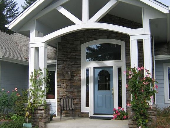 Georgeous front entry
