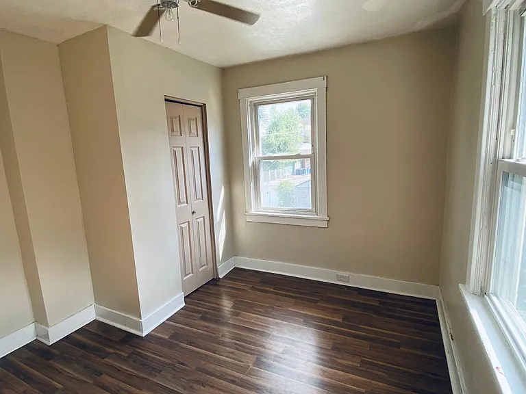 7108 Baker St — Photo 9