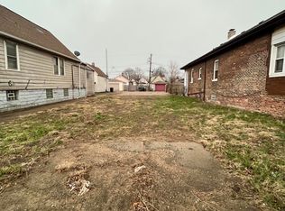 509 W Columbus Dr, East Chicago, IN 46312