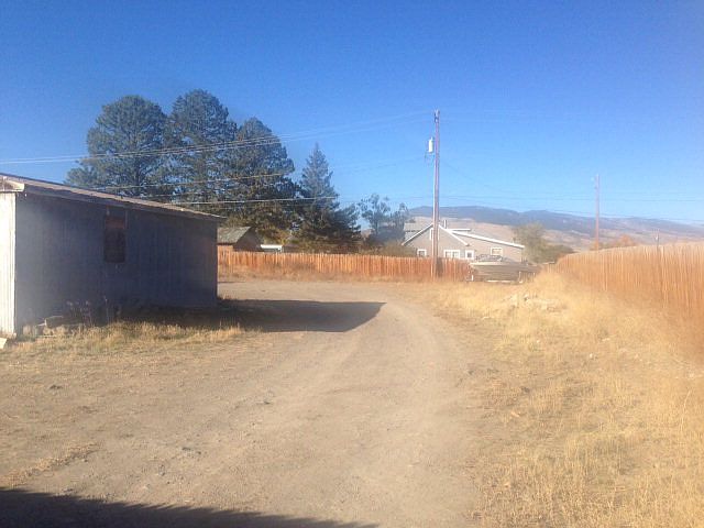 2nd image of 353 24th St
