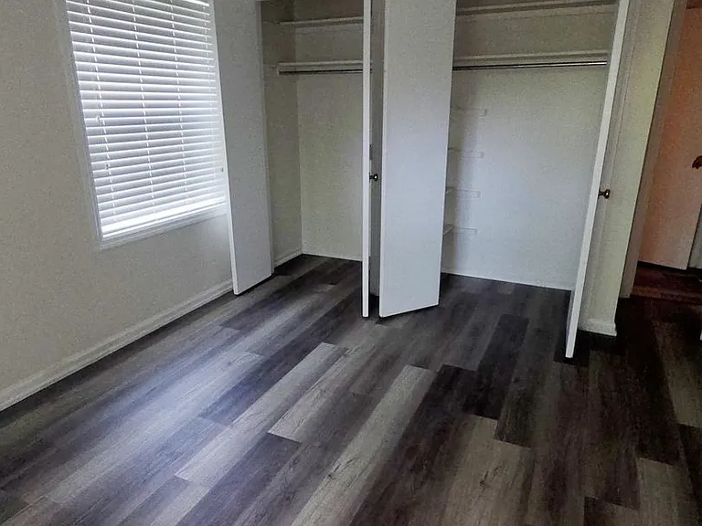 1210 Valley Hill Dr — Photo 14