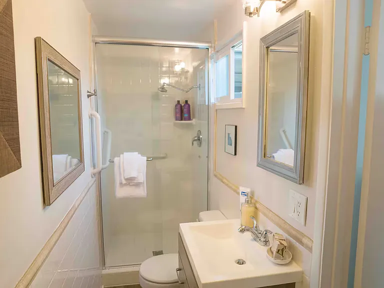 145 Cedar Way #4 — Photo 16