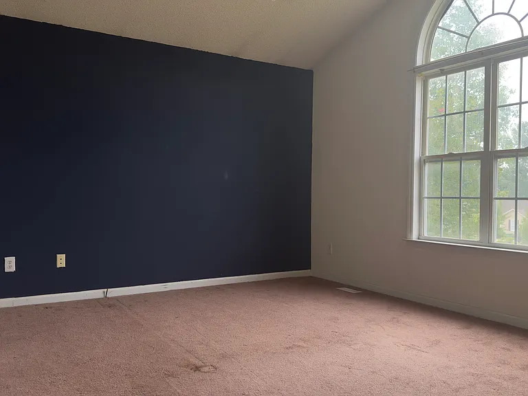 421 Barn View Ct — Photo 6