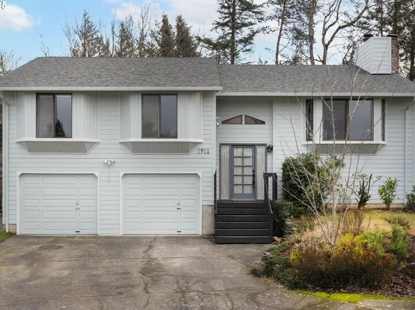 1914 SE 19th Pl, Troutdale, OR 97060