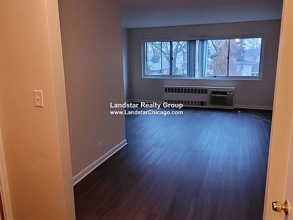 3rd image of 8548 Skokie Blvd #H2