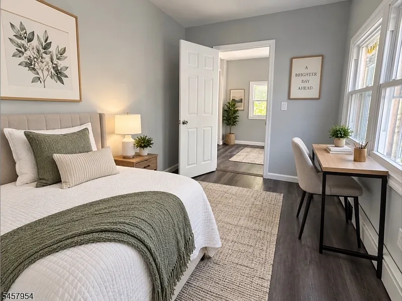4 bed, 1.0 bath, $2,800 — Photo 3