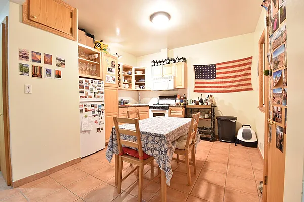 Rented by (Legacy) NY Quality Living Uptown | media 30