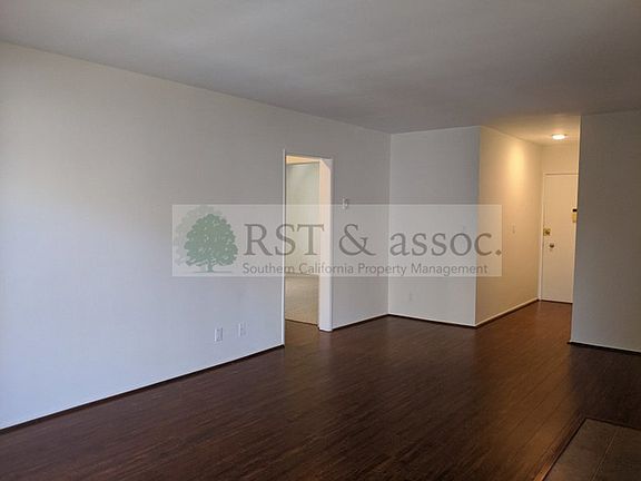 4th image of 1241 Barry Ave #5