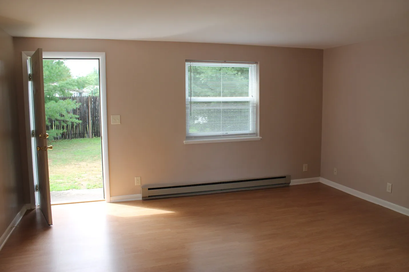 Northern Lights Apartments - 15B — Photo 3