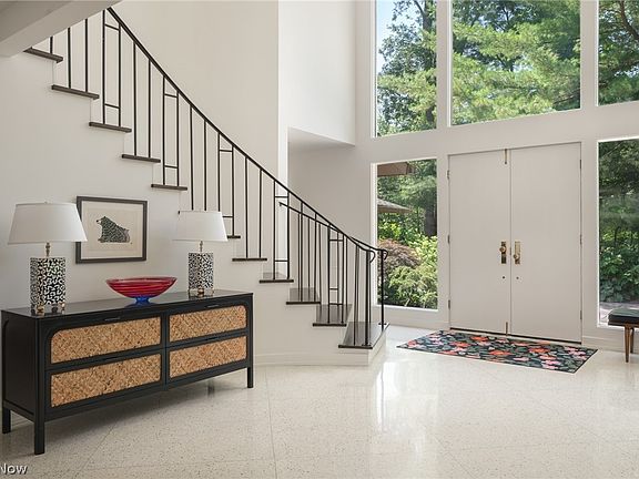 4th image of 28726 Gates Mills Blvd