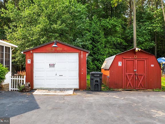 5th image of 3520 Sheephouse Rd