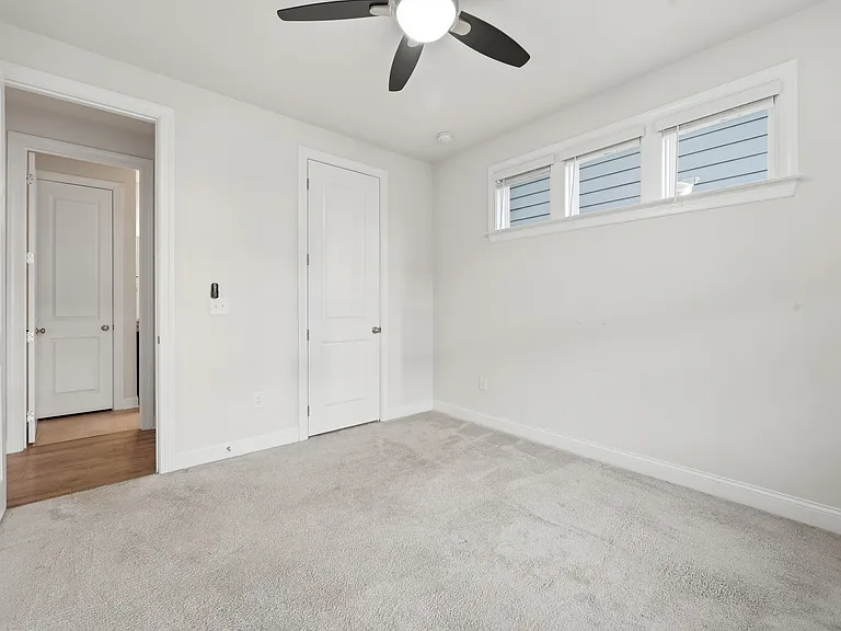 829 Summit Crest Ct — Photo 5