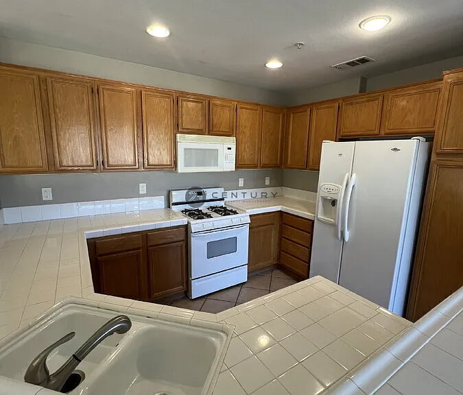 33455 Winston Way #C — Photo 19