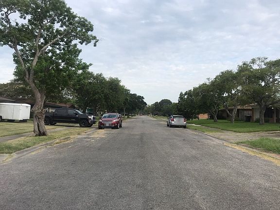 4th image of 6053 Orms Dr