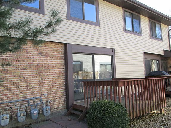 3rd image of 8326 Portsmouth Dr Unit A