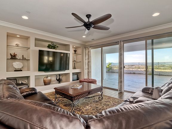 4th image of 446 Adobe Estates Dr